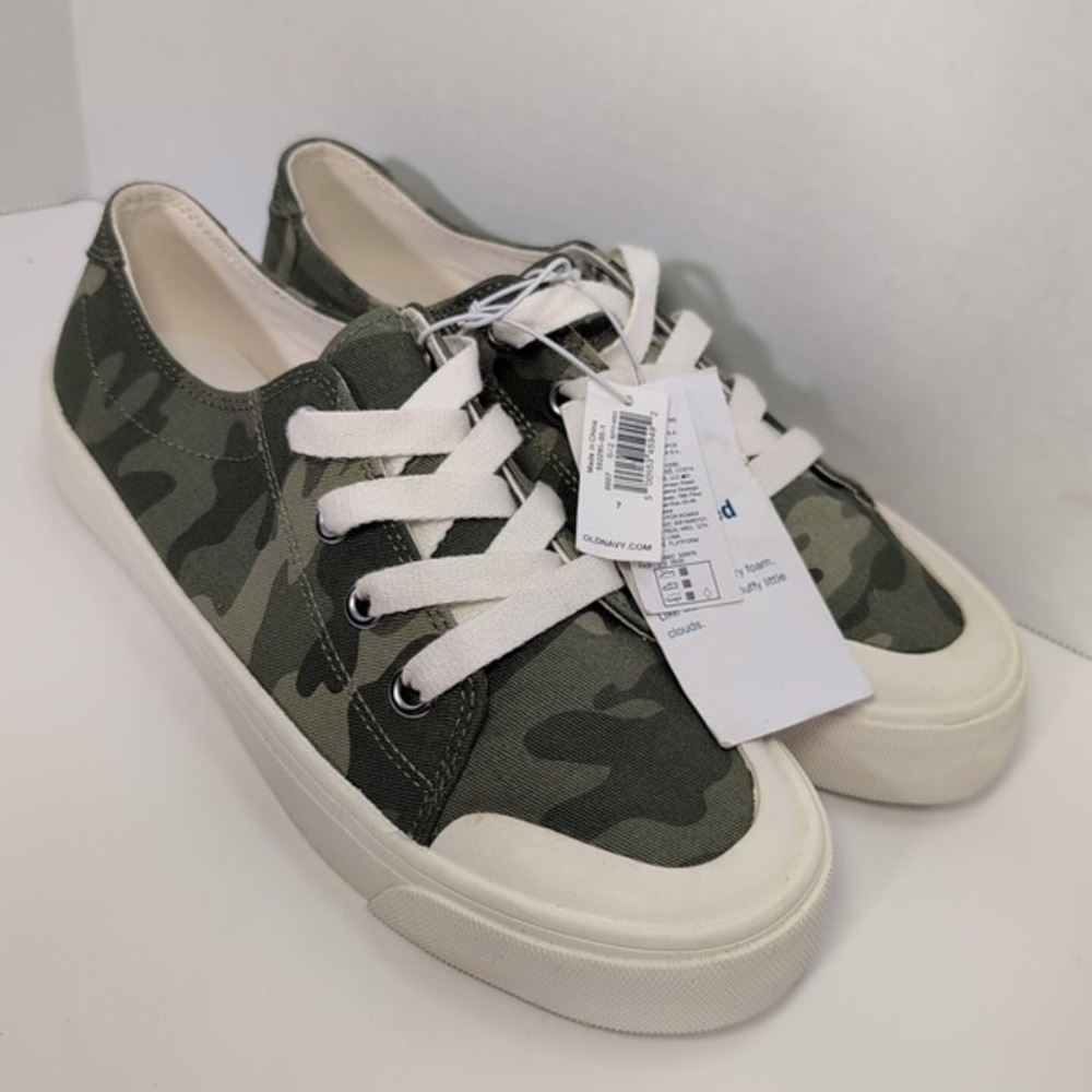 Old Navy Womens 7 Canvas Camouflage Olive Sneaker Shoes - NEW NWT - Picture 3 of 9